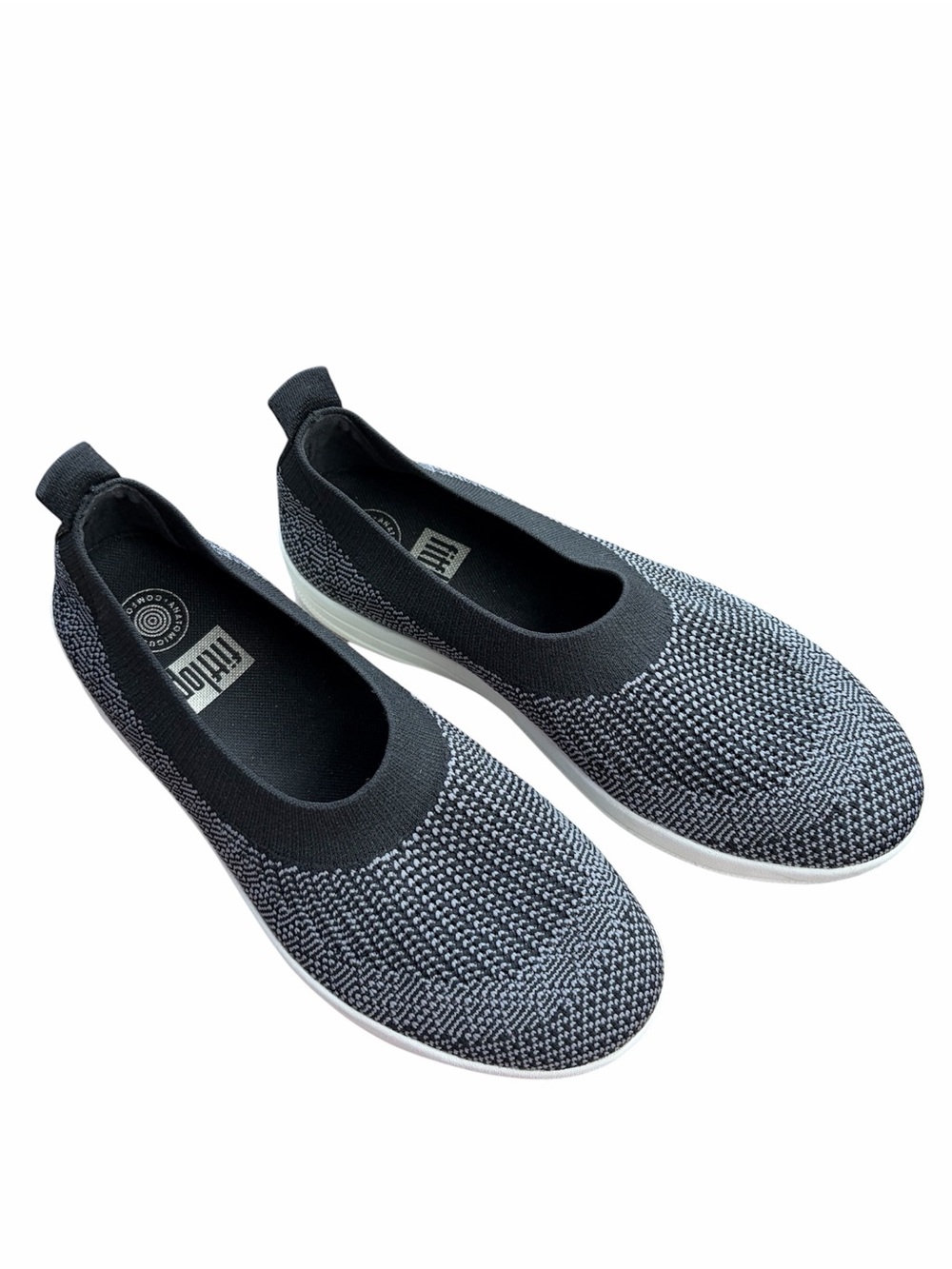 FitFlop Knit Slip-On Flats - Black/Gray women’s Sz 8
